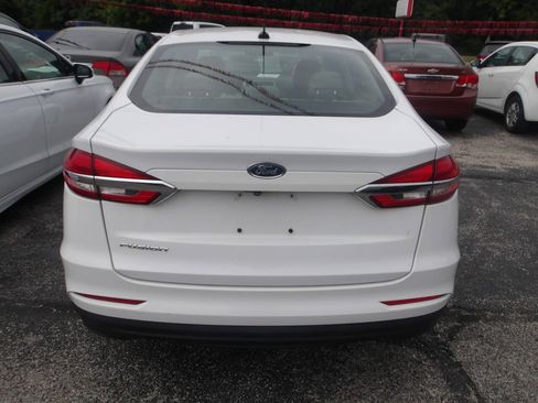 Used 2019 Ford Fusion S FWD image 3