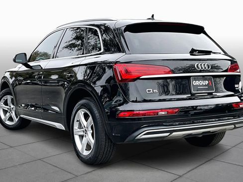Used 2021 Audi Q5 Premium w/ Convenience Package image 11