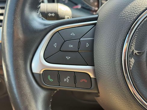 Used 2021 Jeep Compass Latitude w/ Sun and Sound Group AWD/4WD image 20