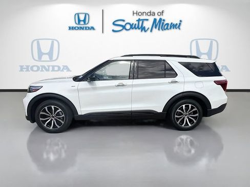 Used 2023 Ford Explorer ST-Line w/ Class IV Trailer Tow Package RWD image 4