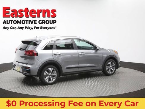 Used 2022 Kia Niro EX FWD image 43