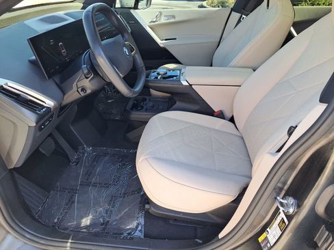 Used 2025 BMW iX xDrive50 w/ Premium Package image 22