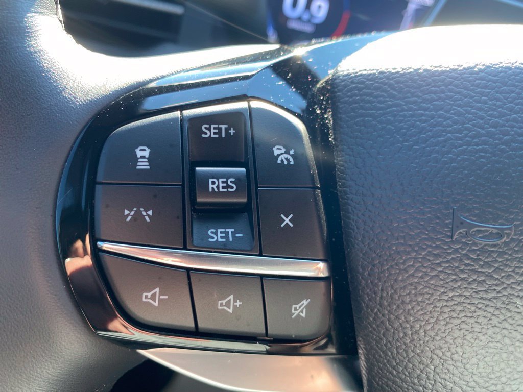 Used 2025 Ford Explorer Platinum w/ Ultimate Package RWD image 26