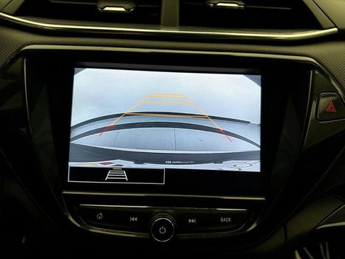 Used 2023 Chevrolet TrailBlazer LT w/ Convenience Package image 15