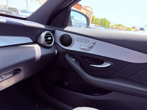 Used 2021 Mercedes-Benz C 300 Sedan image 37