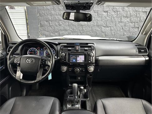 Used 2016 Toyota 4Runner Trail Premium AWD/4WD image 19