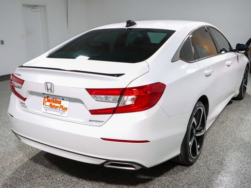 Used 2022 Honda Accord Sport image 7
