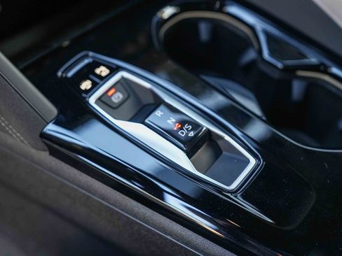 Used 2025 Audi SQ5 Premium Plus image 21