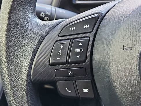 Used 2017 Toyota Yaris iA image 22