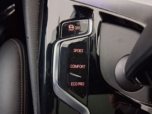 Certified 2023 BMW 530i w/ Premium Package RWD image 18