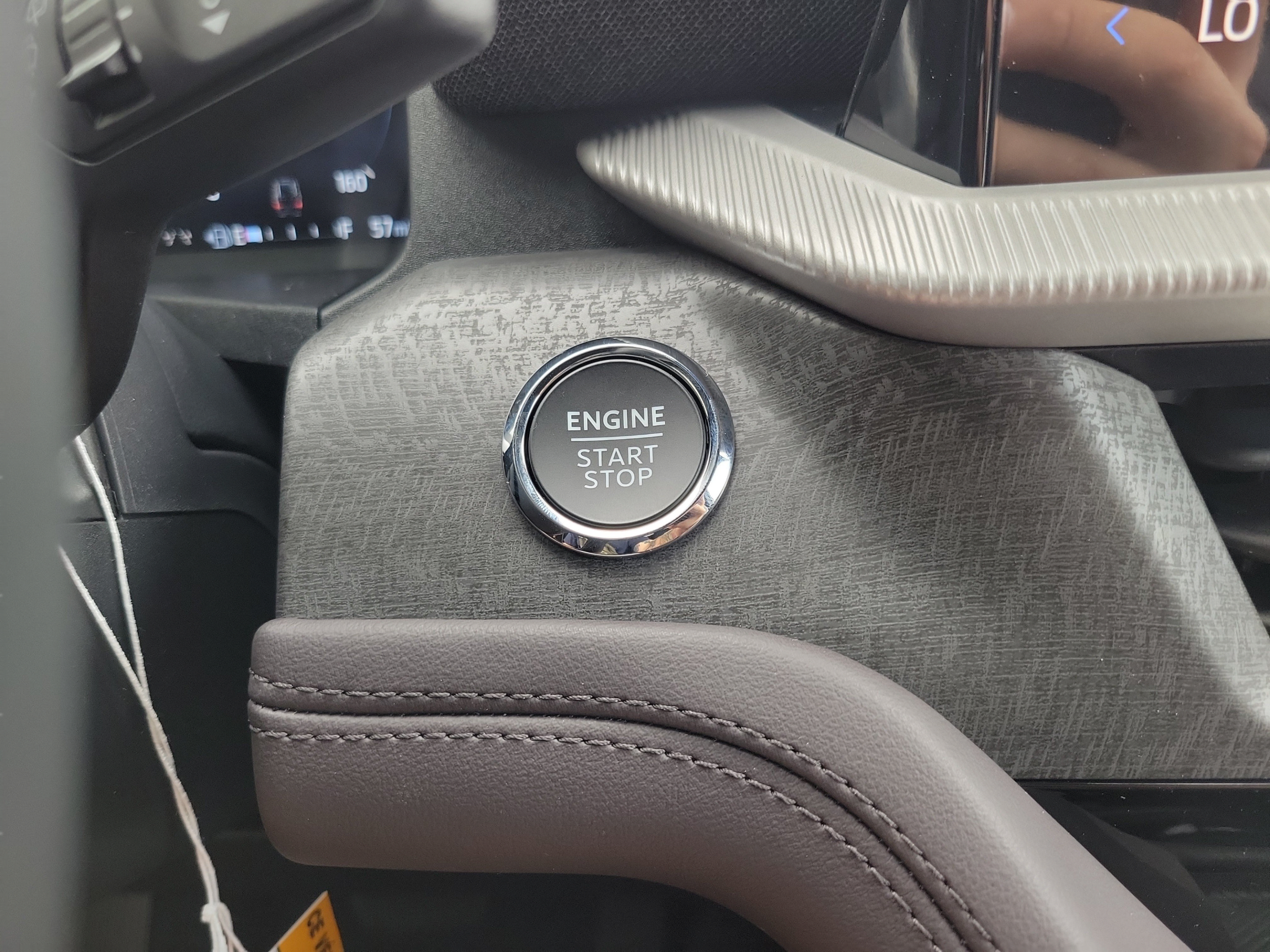 New 2026 Ford Explorer Platinum RWD image 26