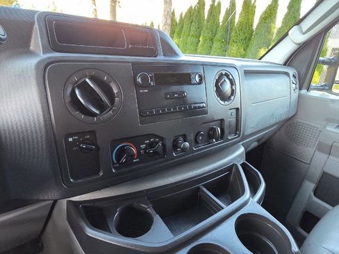 Used 2011 Ford E-250 and Econoline 250 w/ PWR Group image 14