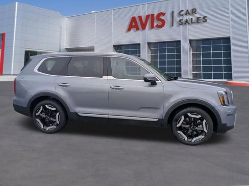 Used 2025 Kia Telluride S image 5