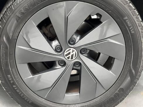 Used 2025 Volkswagen Taos S FWD image 67