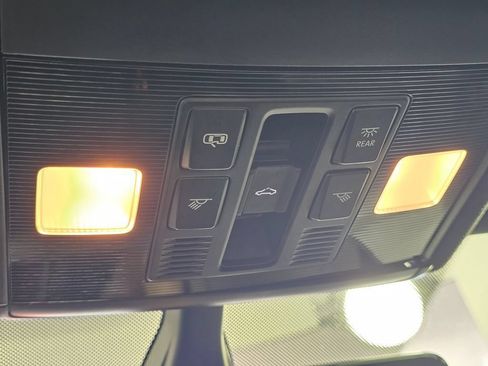 Used 2021 Volkswagen Jetta R-Line FWD image 36