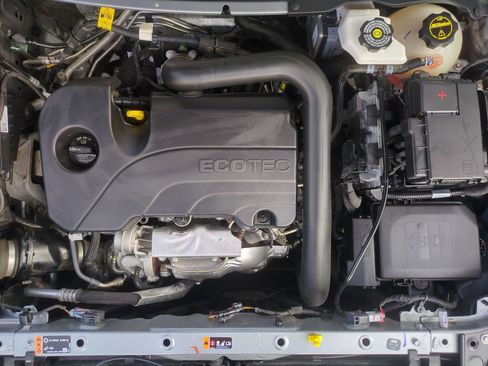 Used 2024 GMC Terrain SLE FWD image 22