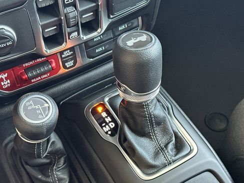 New 2026 Jeep Wrangler Unlimited Rubicon image 22