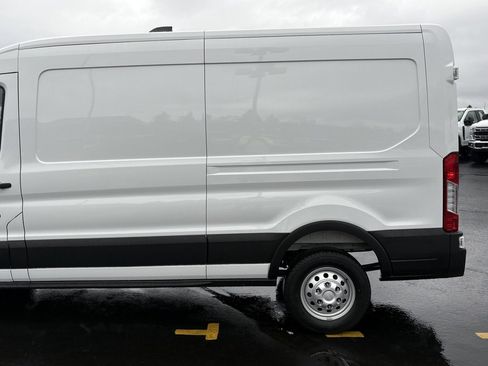 New 2026 Ford Transit 250 148 Medium Roof Extended AWD w/ Load Area Protection Package image 12