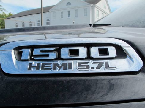 Used 2019 RAM 1500 Big Horn AWD/4WD image 8
