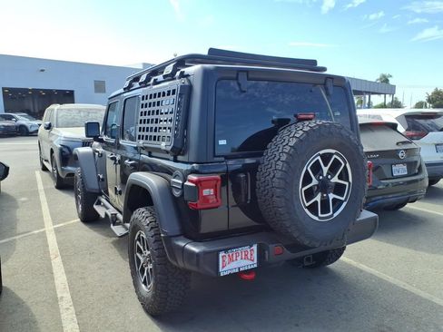 Used 2026 Jeep Wrangler Unlimited Rubicon AWD/4WD image 7
