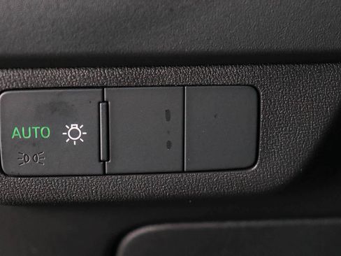 Used 2023 Audi Q4 e-tron Premium Plus image 30