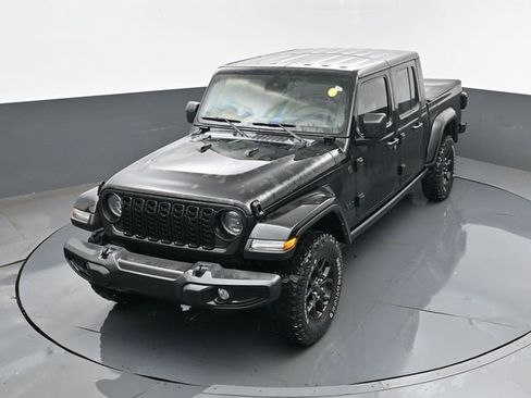 Used 2024 Jeep Gladiator Sport AWD/4WD image 21