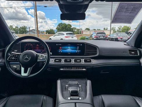 Certified 2023 Mercedes-Benz GLS 450 4MATIC image 12