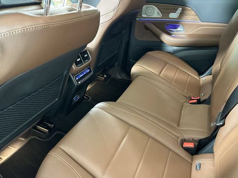 Certified 2026 Mercedes-Benz GLS 450 4MATIC image 15