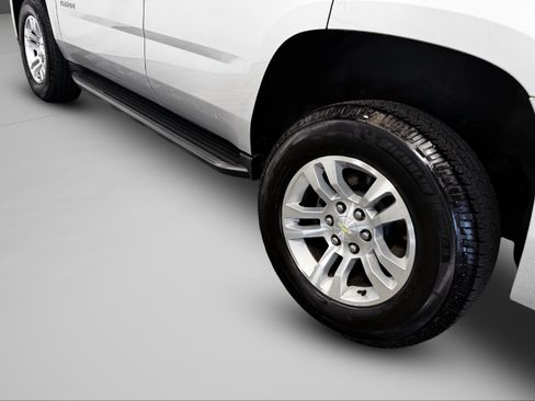 Used 2018 Chevrolet Tahoe LT AWD/4WD image 44