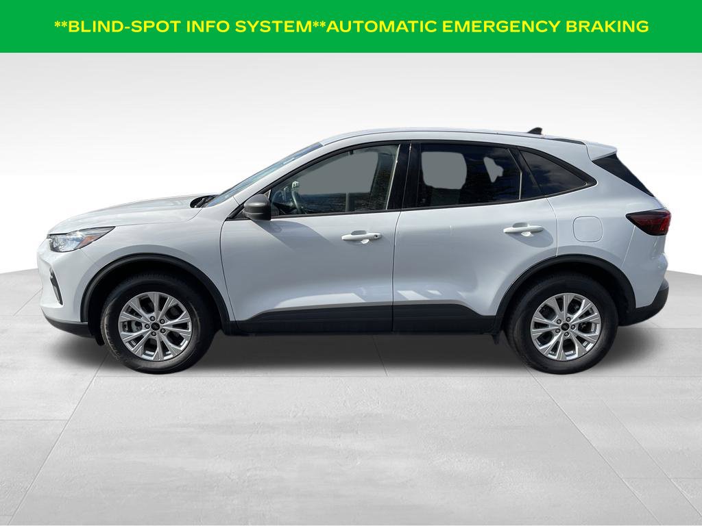 Used 2025 Ford Escape Active AWD/4WD image 7