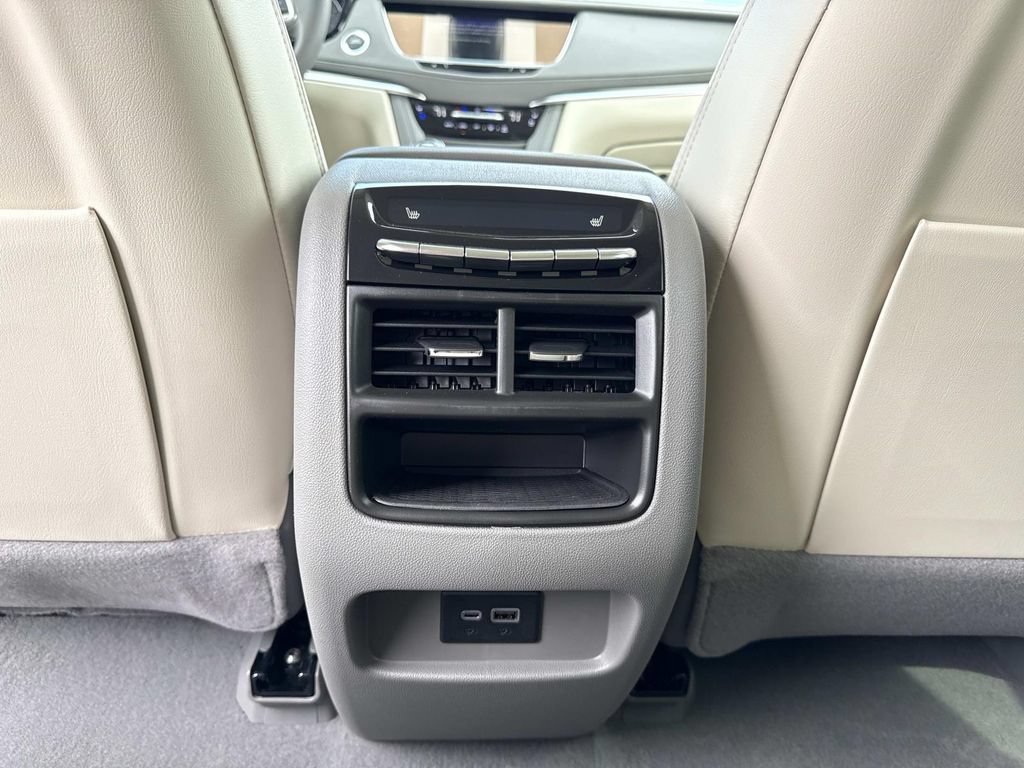 New 2026 Cadillac XT5 Premium Luxury w/ Driver Assist Package AWD/4WD image 16
