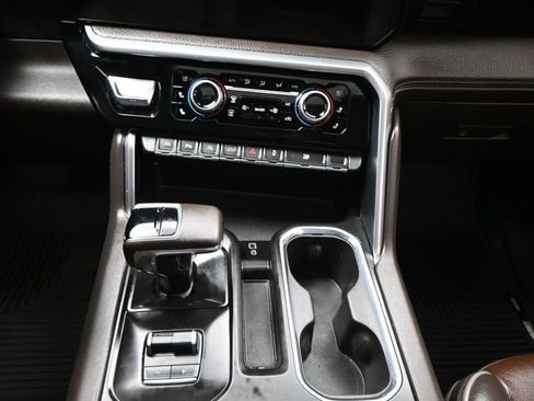 Used 2023 GMC Sierra 1500 Denali w/ Denali Reserve Package RWD image 9