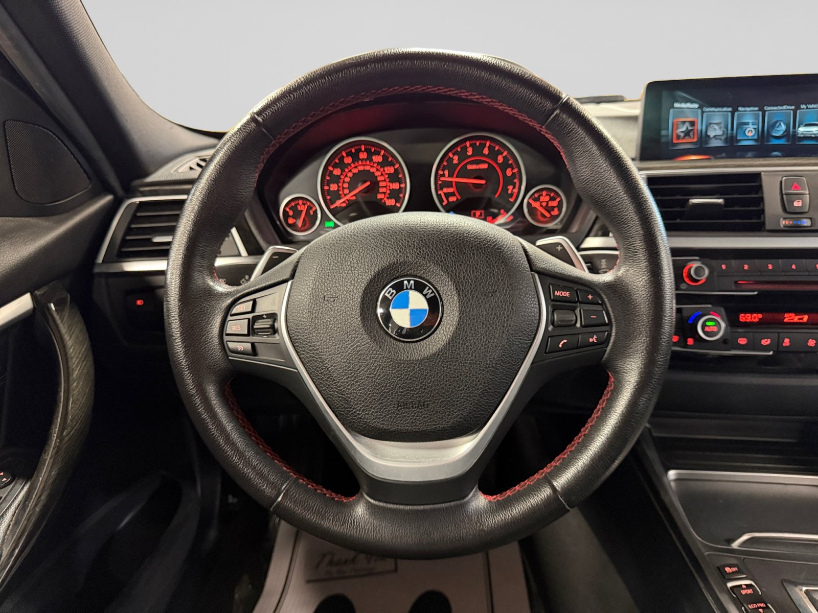 Used 2017 BMW 330i Sedan RWD image 17