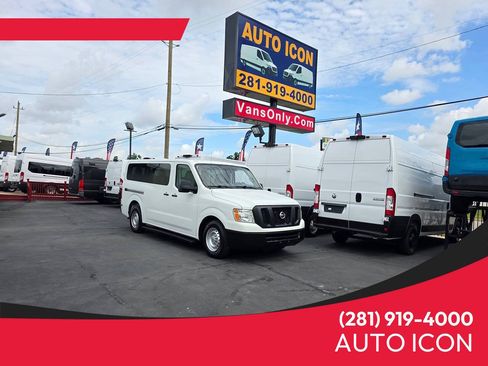 Used 2018 Nissan NV 3500 S RWD image 1