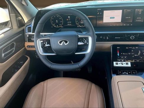 New 2026 INFINITI QX80 Luxe RWD image 5
