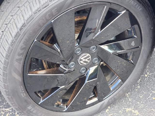 Used 2024 Volkswagen Taos SE AWD/4WD image 20
