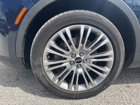 Used 2017 Lincoln MKX Reserve w/ Lincoln MKX Climate Package image 12