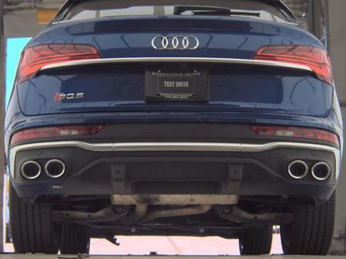 Used 2022 Audi SQ5 Premium Plus w/ Premium Plus Package AWD/4WD image 6