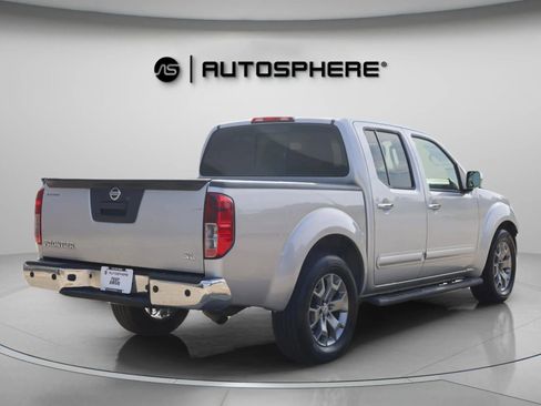 Used 2019 Nissan Frontier SL image 10