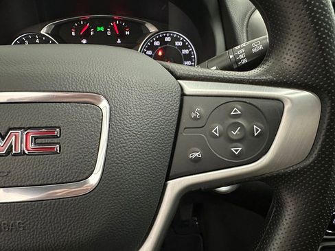Used 2024 GMC Terrain SLE image 14