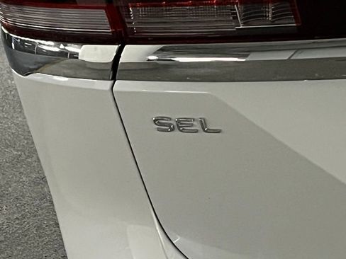 New 2026 Volkswagen Atlas SEL Premium R-Line AWD/4WD image 39