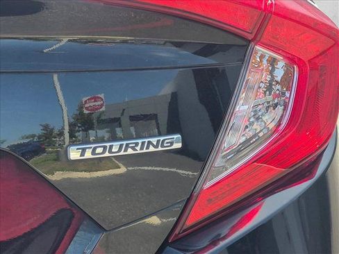 Used 2021 Honda Civic Touring image 6