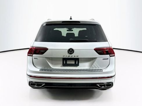 Used 2022 Volkswagen Tiguan SEL R-Line AWD/4WD image 7