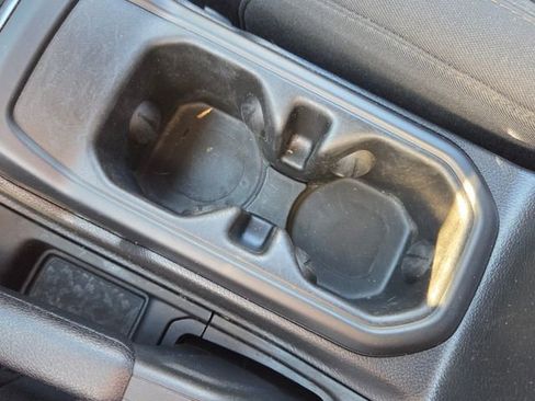 Used 2023 Jeep Wrangler Sport image 23