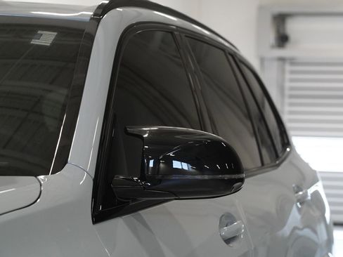 Used 2025 BMW X5 M60i image 8