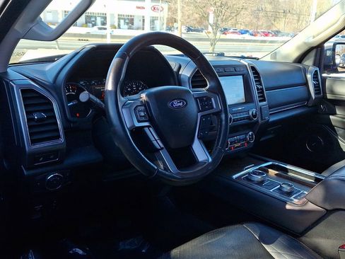 Used 2019 Ford Expedition Platinum image 26