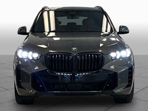 Used 2024 BMW X5 xDrive40i w/ M Sport Package AWD/4WD image 3