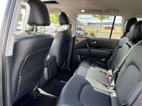 Used 2022 Nissan Armada SL AWD/4WD image 14