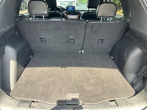 Used 2025 Ford Escape ST-Line FWD image 19