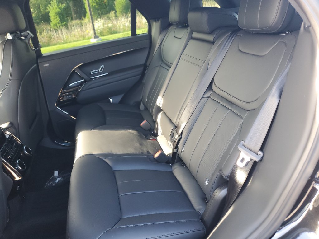 New 2026 Land Rover Range Rover Sport Dynamic SE AWD/4WD image 31